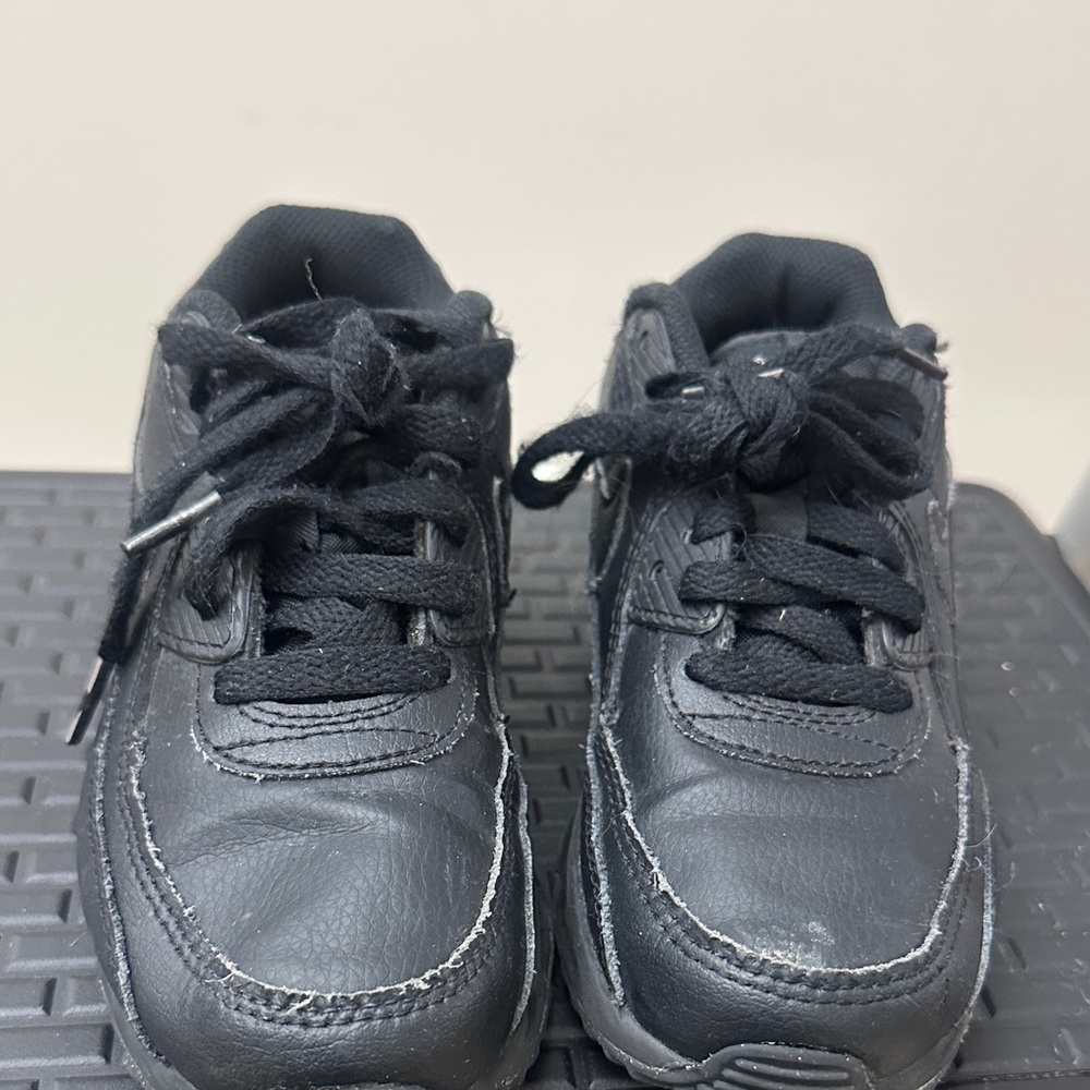 Nike Kids Black Sneakers